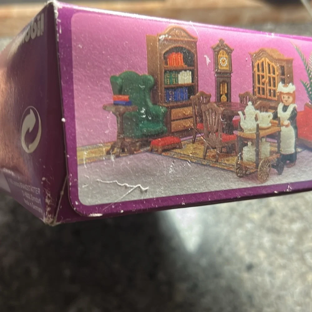 Playmobil never opened